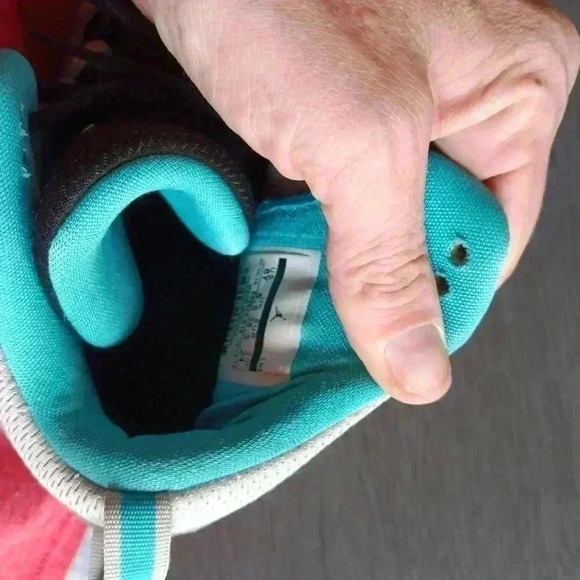 Boys Jordans - Picture 5 of 5